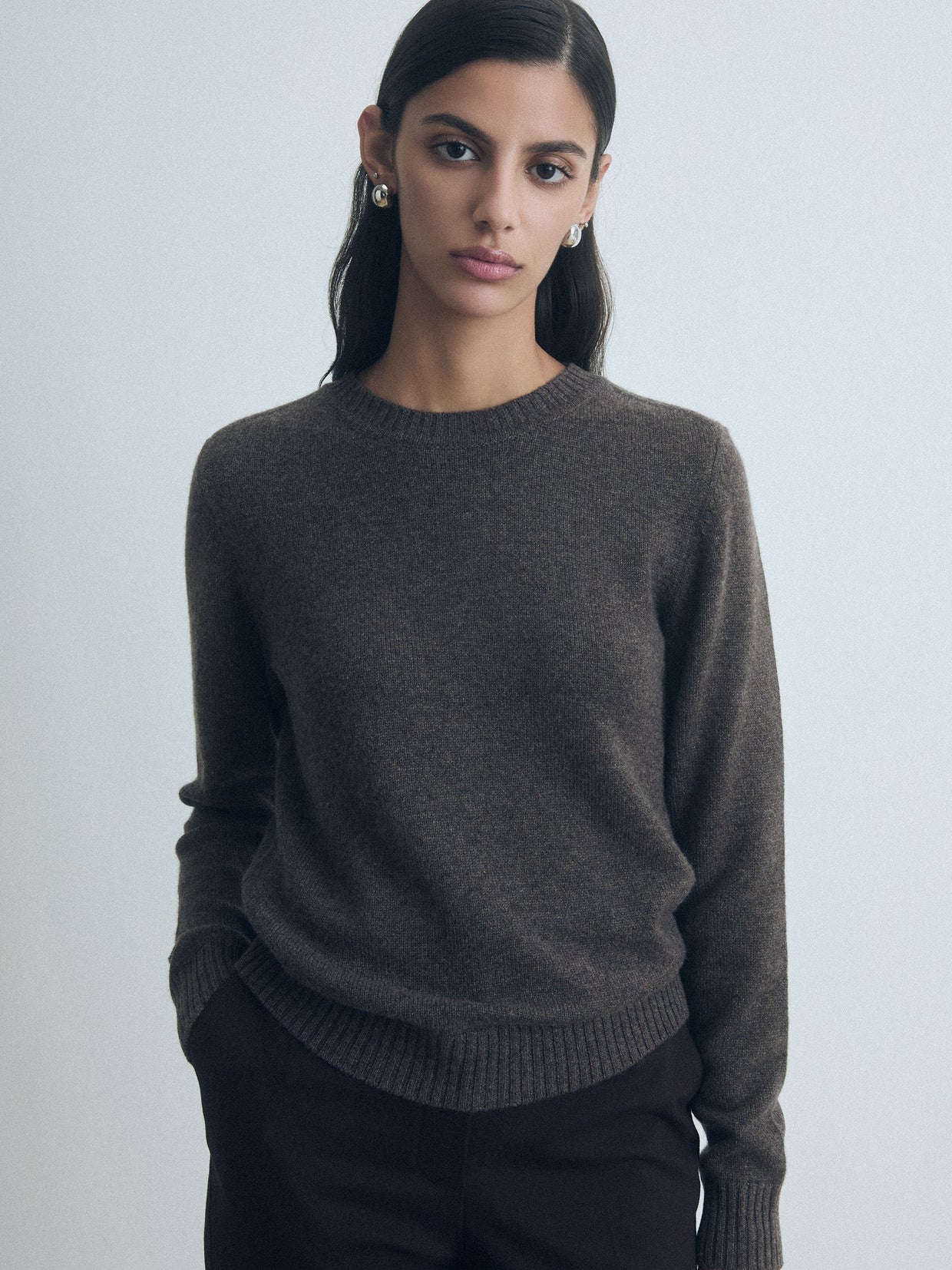  Cashmere crewneck sweater